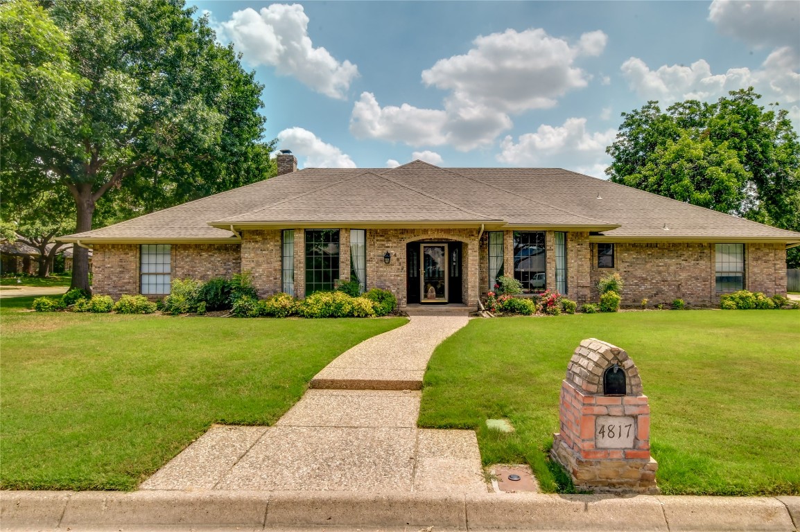 4817 Albermarle Drive Fort Worth TX 76132
