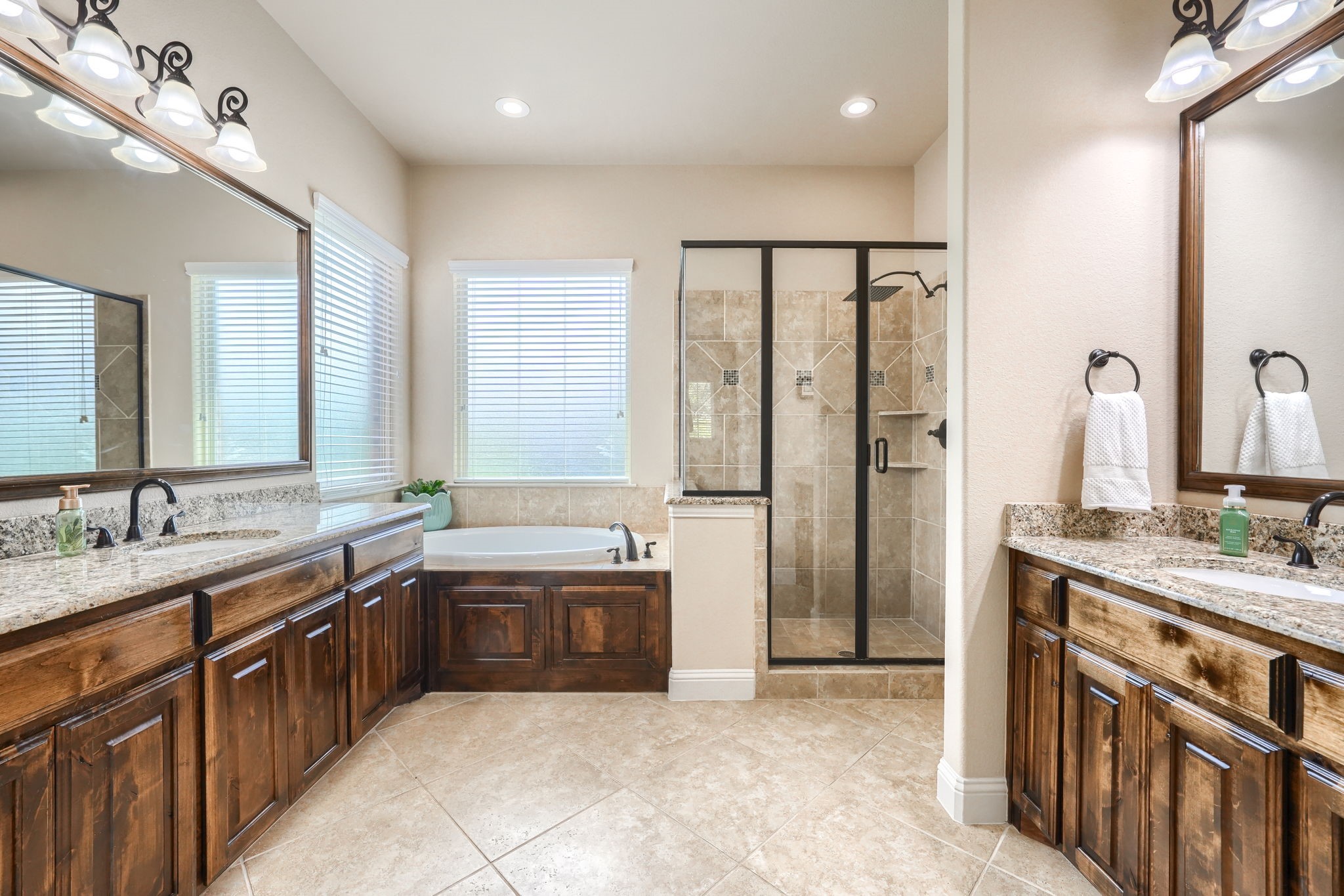 817 Calm Crest Drive Rockwall TX 75087