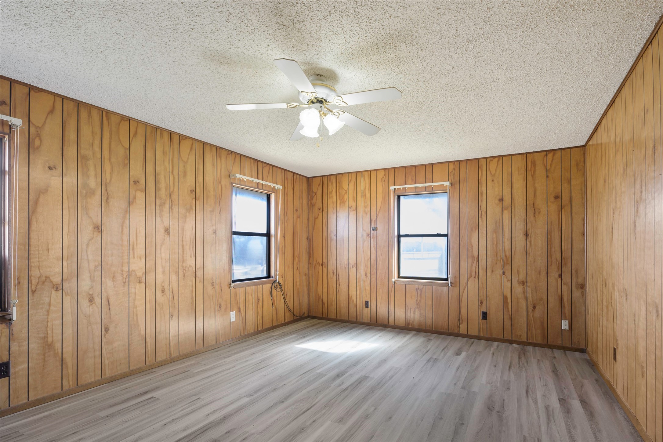 563 County Road 4730 Leonard TX 75452