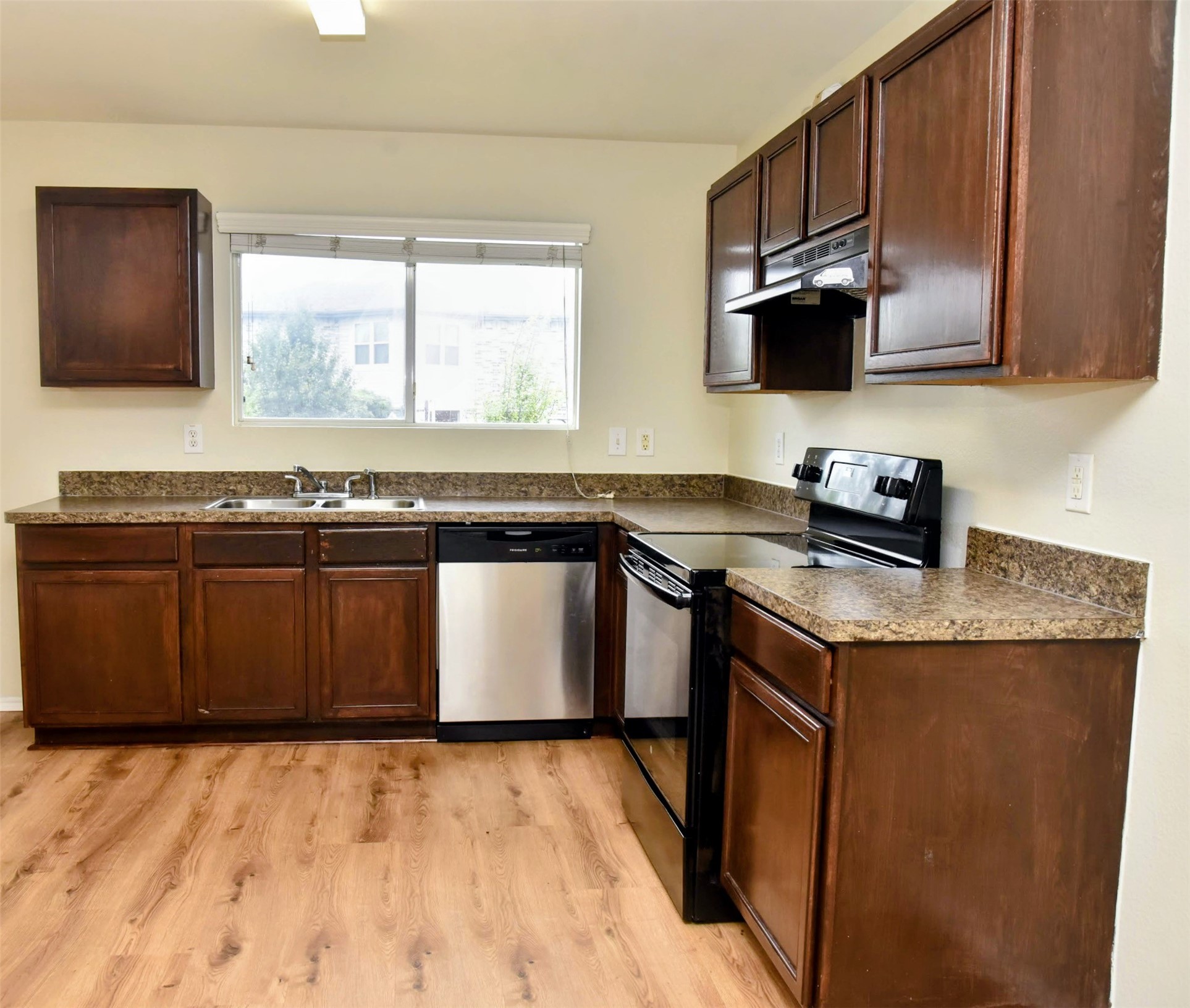 5760 Mountain Stream Trail Fort Worth TX 76244
