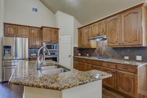 1522 Blue Jay Road Garland TX 75043