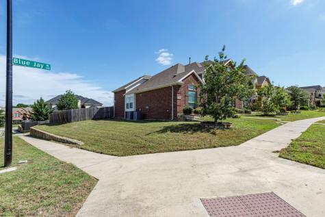 1522 Blue Jay Road Garland TX 75043
