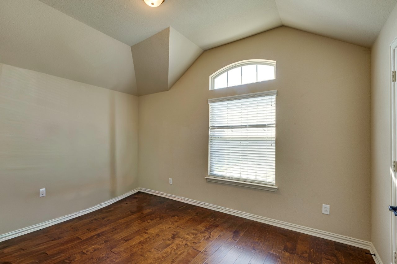 1522 Blue Jay Road Garland TX 75043