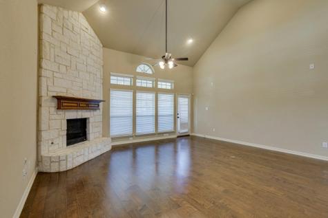 1522 Blue Jay Road Garland TX 75043