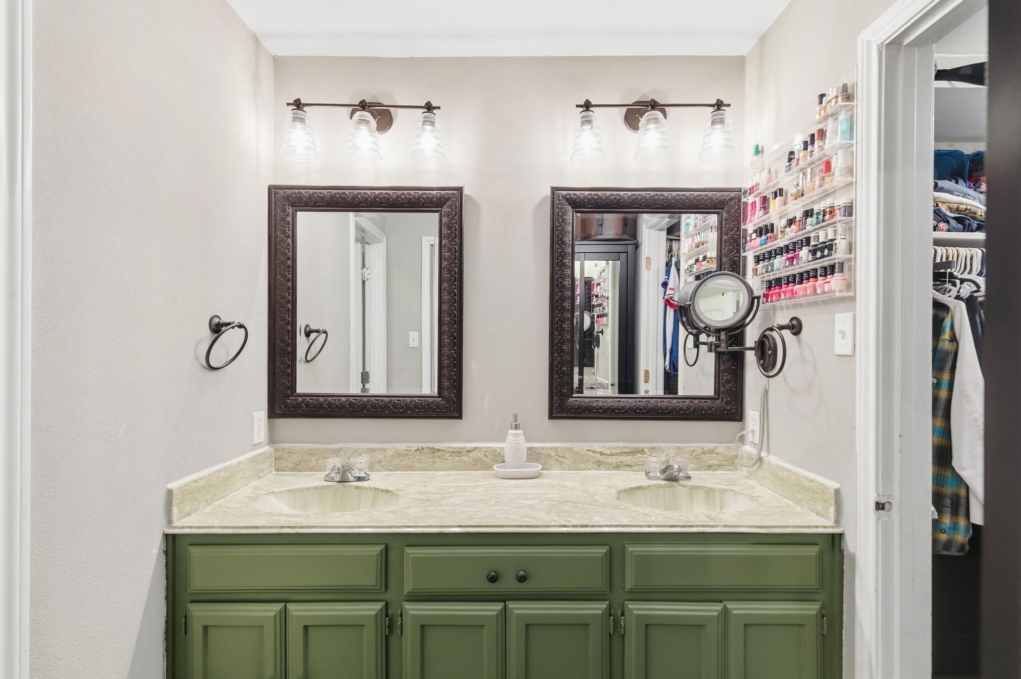 1412 Wood Creek Drive Flower Mound TX 75028