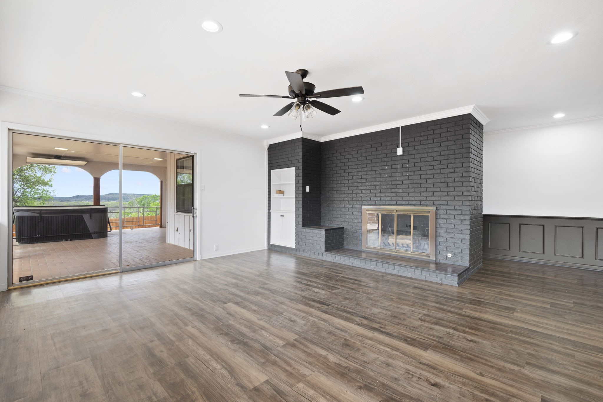 803 Lakeview Drive Mineral Wells TX 76067