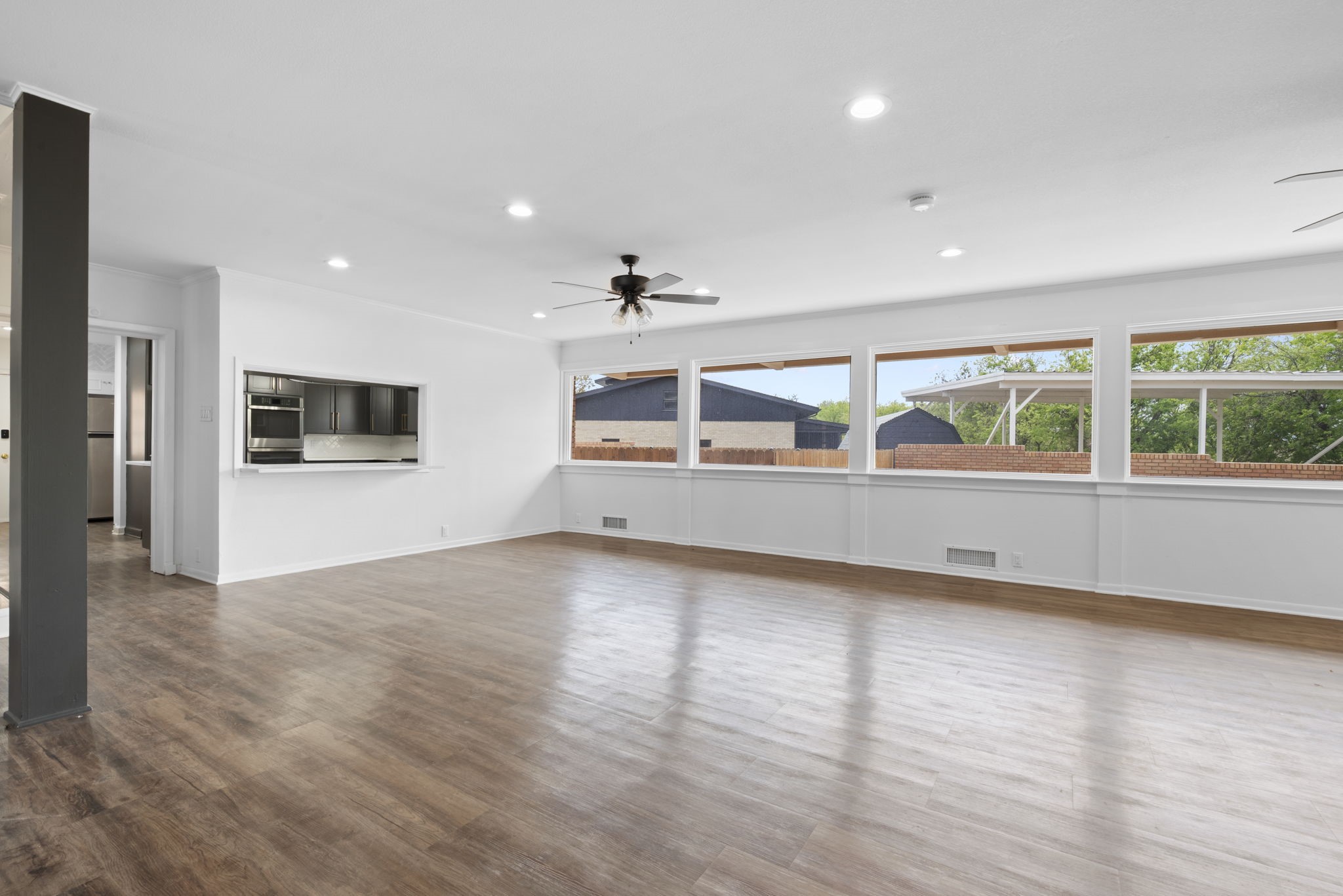 803 Lakeview Drive Mineral Wells TX 76067