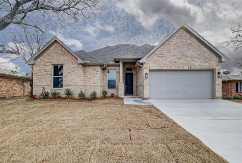 108 Jim Walters Drive Runaway Bay TX 76426