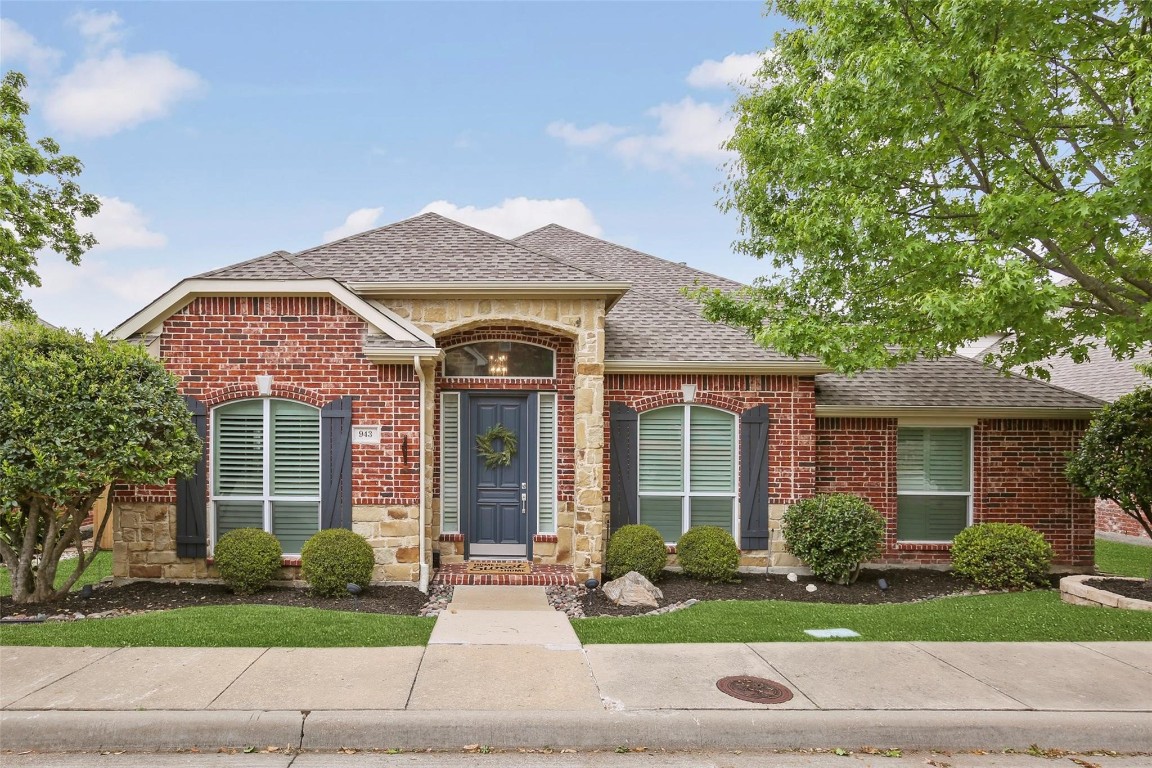 943 Briar Oaks Drive Rockwall TX 75087