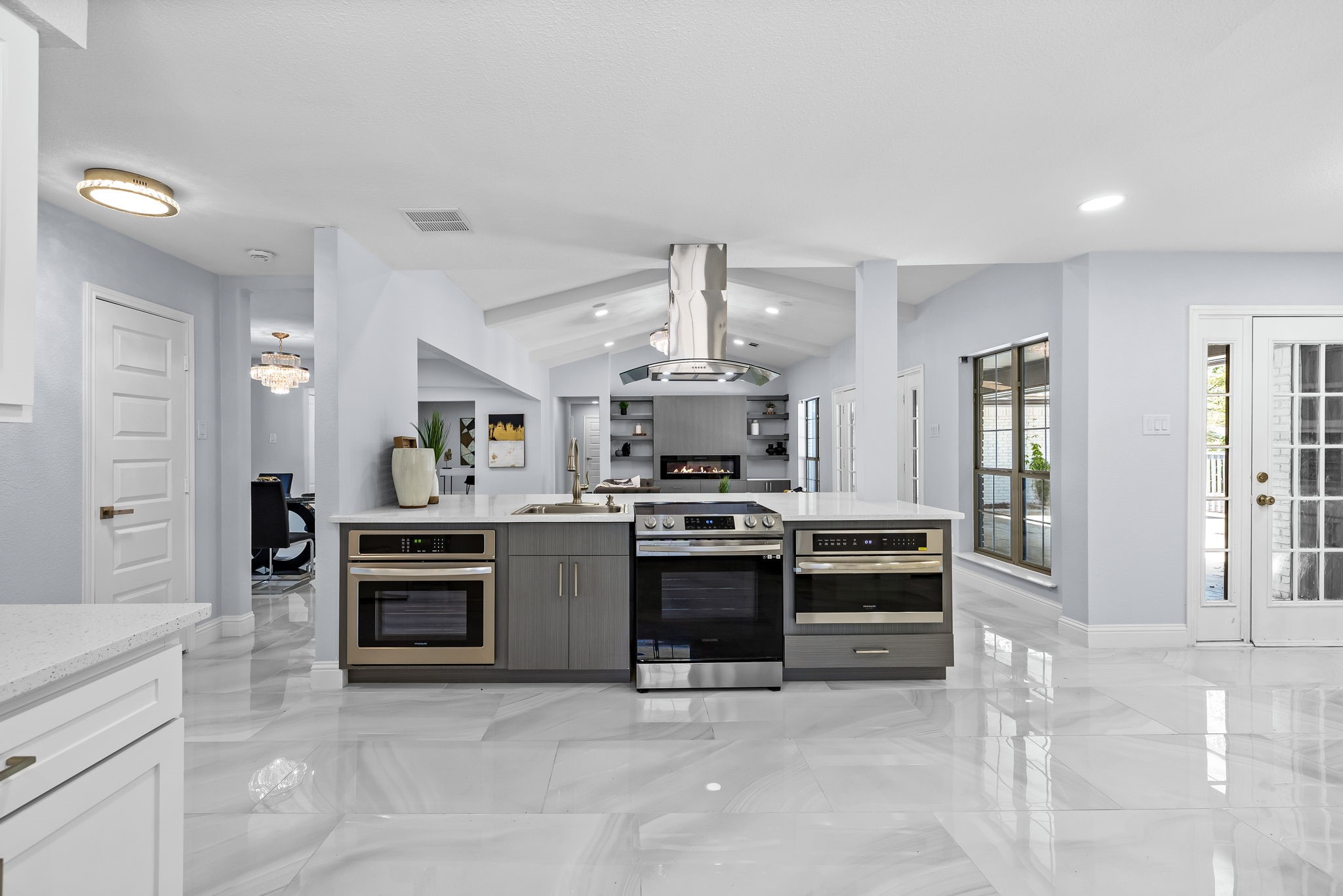 14909 Hillcrest Road Dallas TX 75248