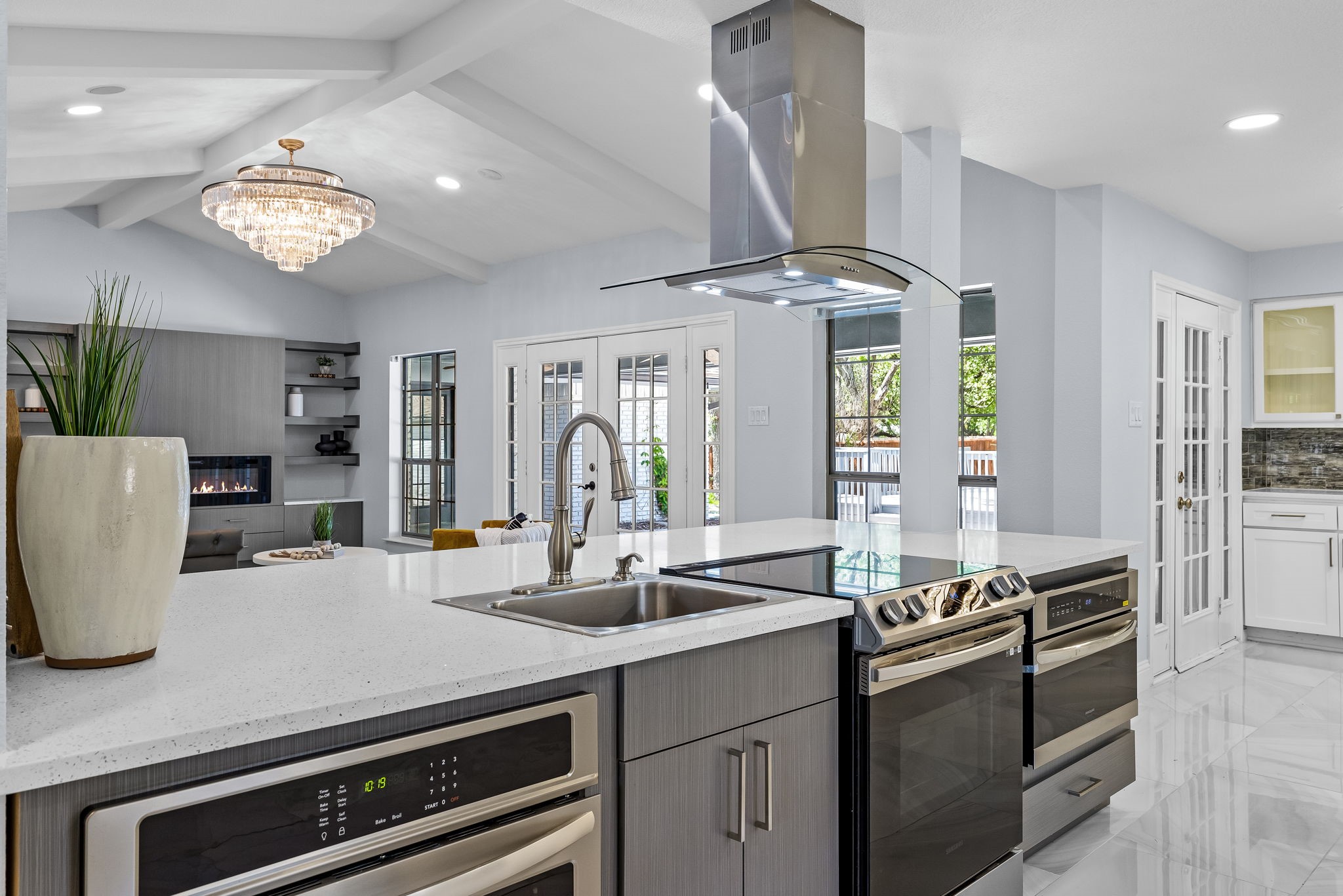 14909 Hillcrest Road Dallas TX 75248