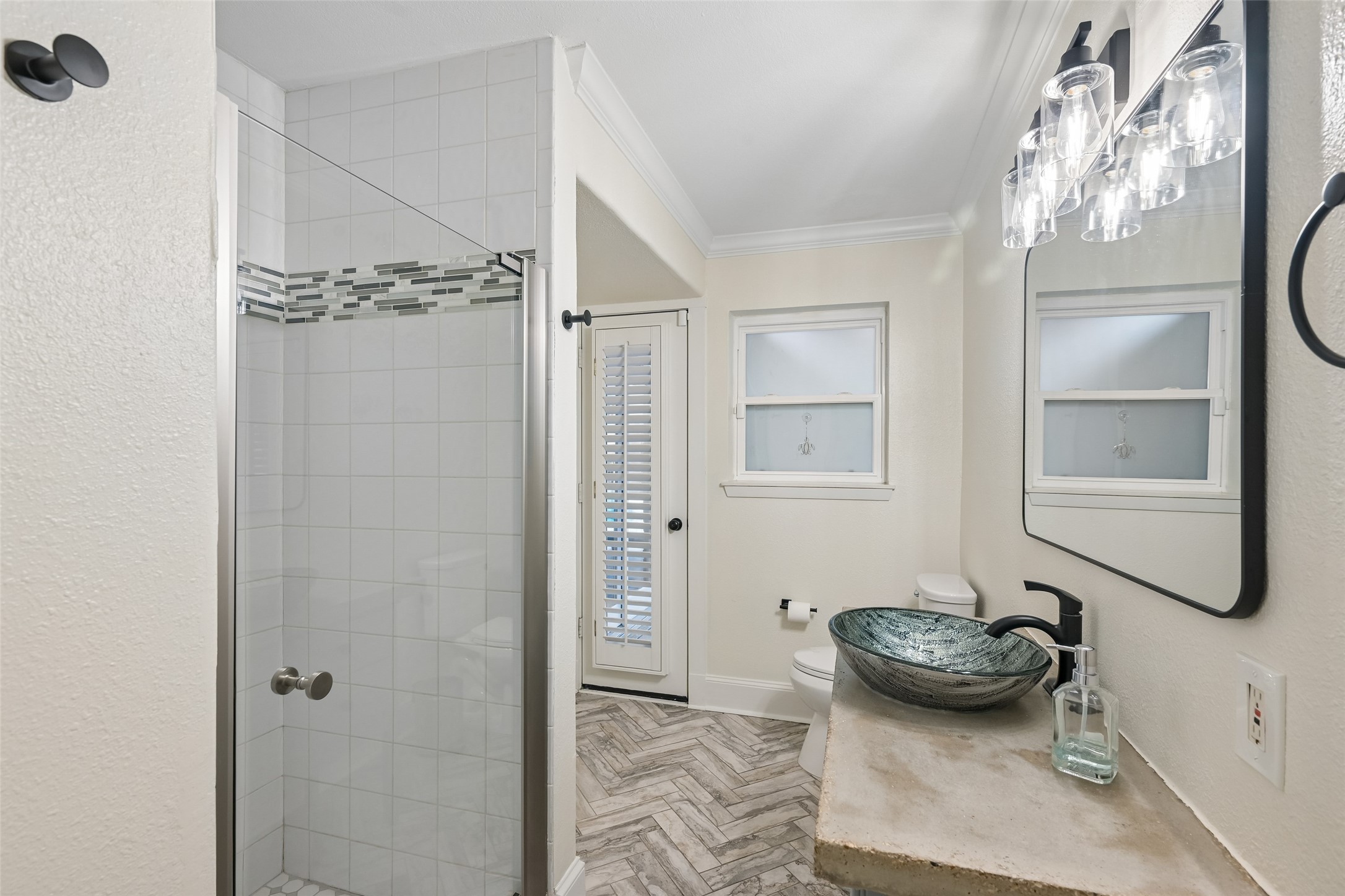 328 Oakcrest Drive Richardson TX 75080