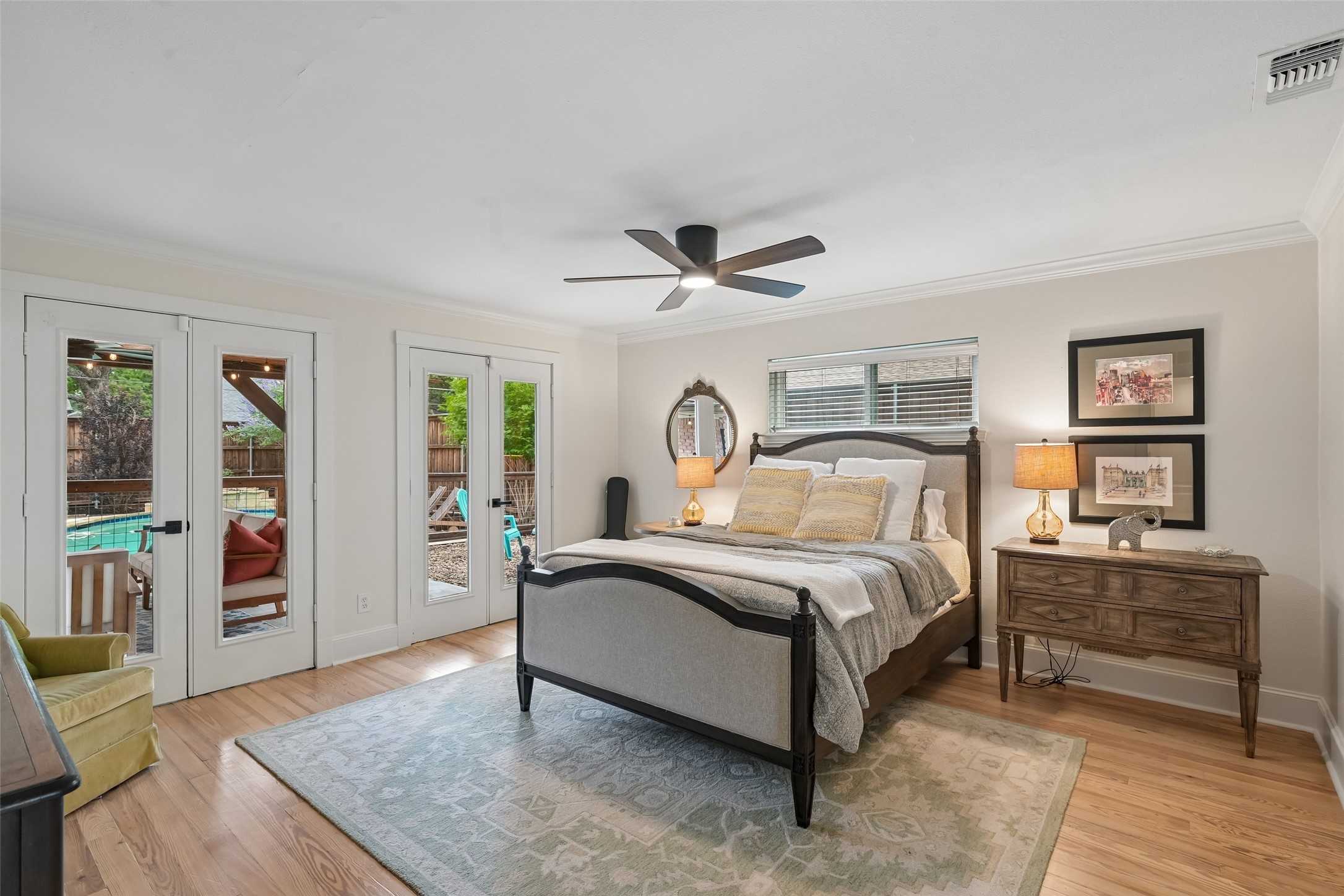 328 Oakcrest Drive Richardson TX 75080