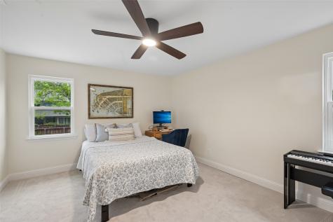 328 Oakcrest Drive Richardson TX 75080