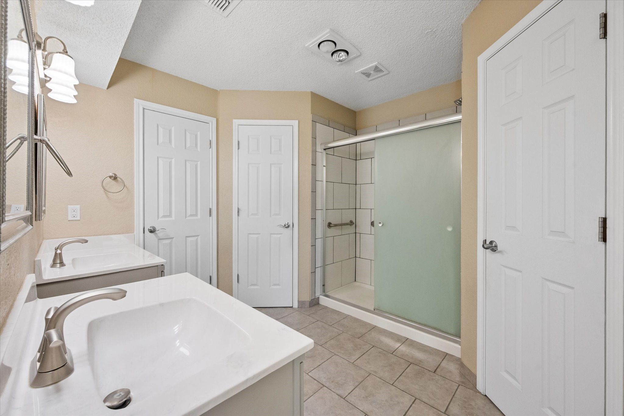 1536 Stratford Drive Mansfield TX 76063