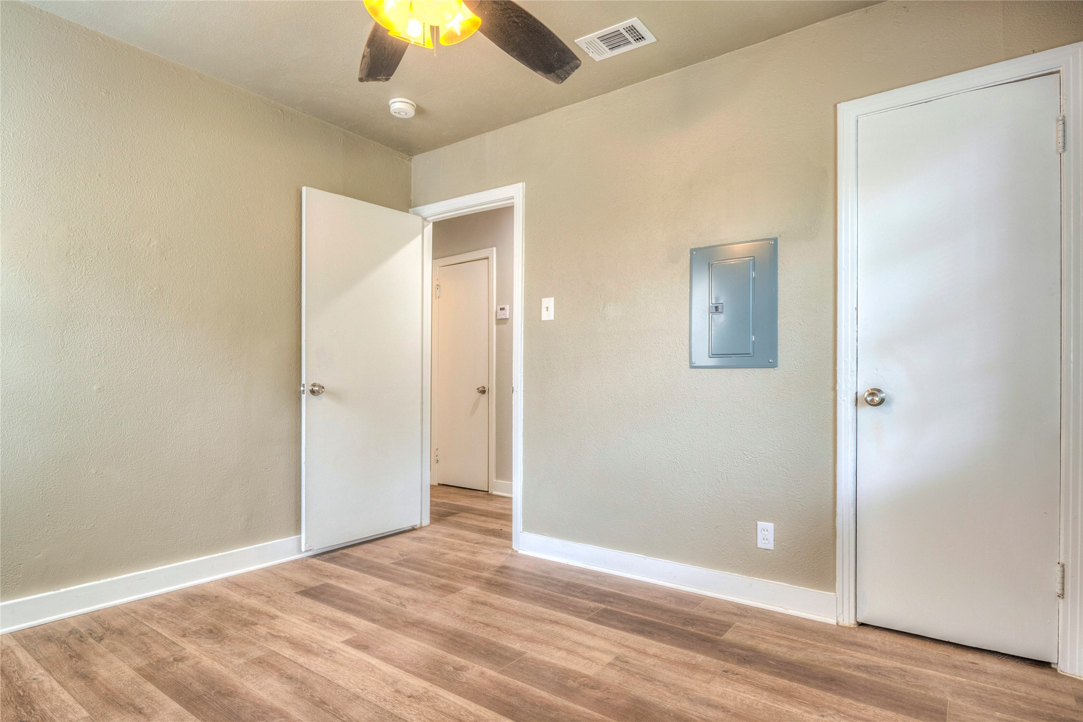 509 Walnut Drive Mesquite TX 75149