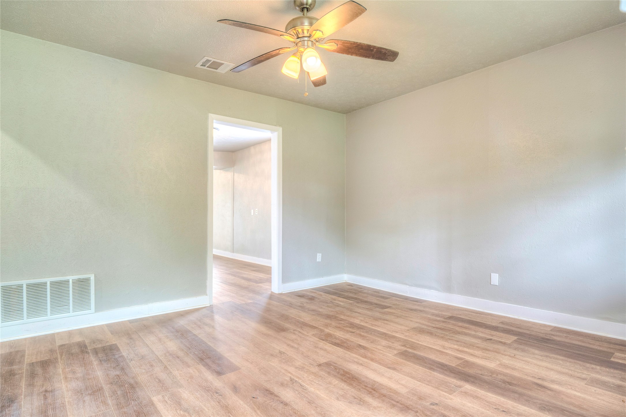 509 Walnut Drive Mesquite TX 75149