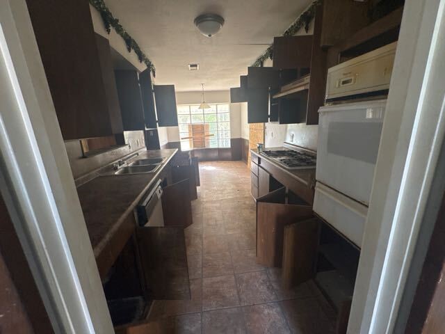 237 Palm Marlin TX 76661