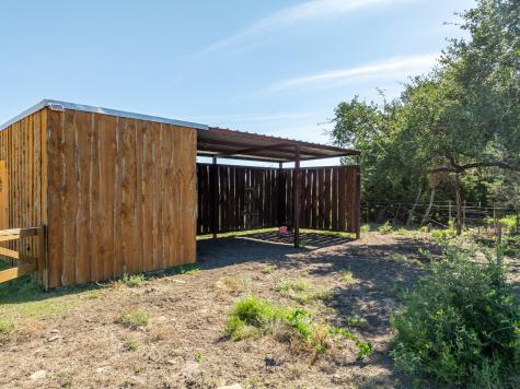 750 County Road 100 Purmela TX 76566