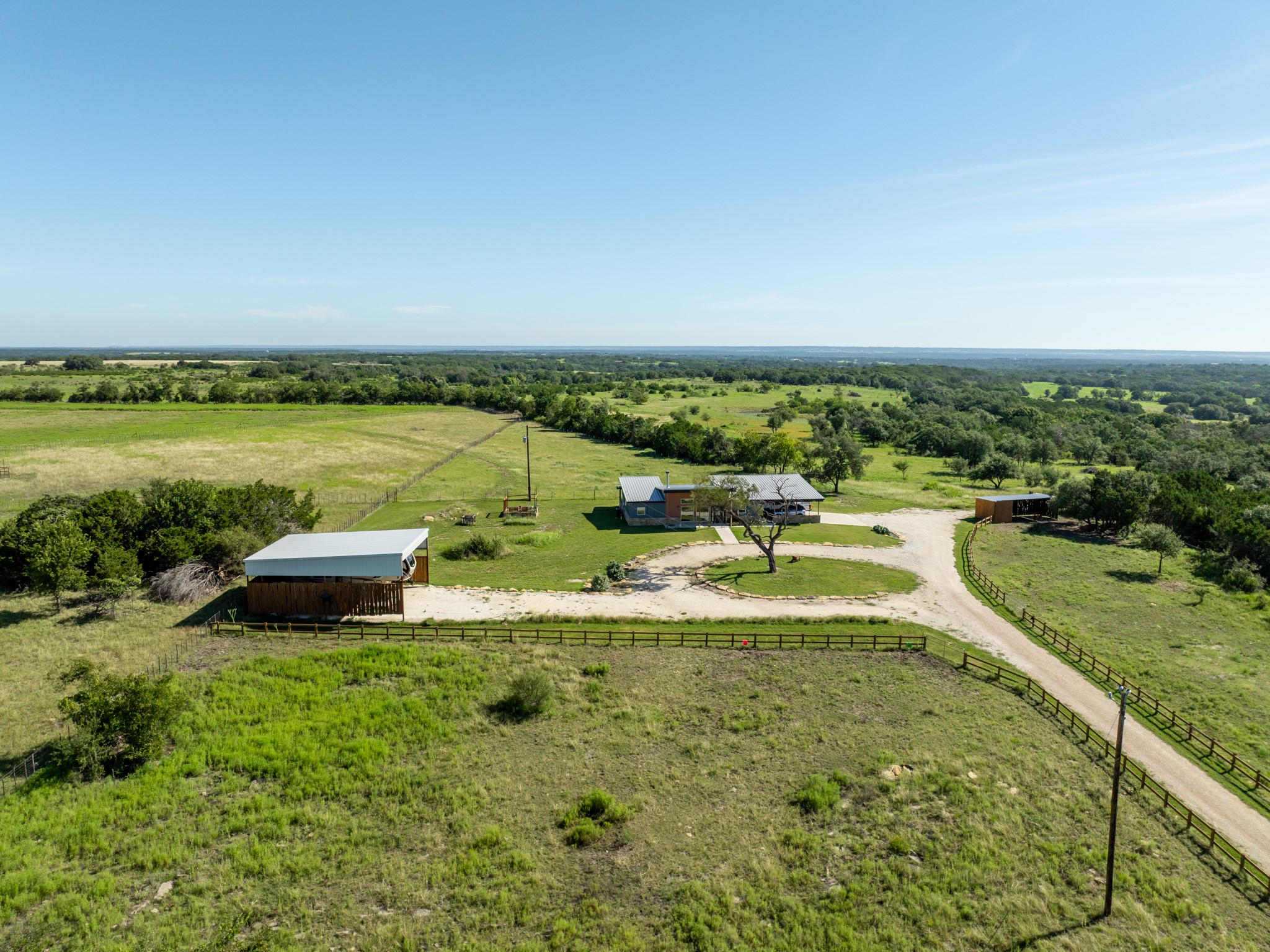 750 County Road 100 Purmela TX 76566