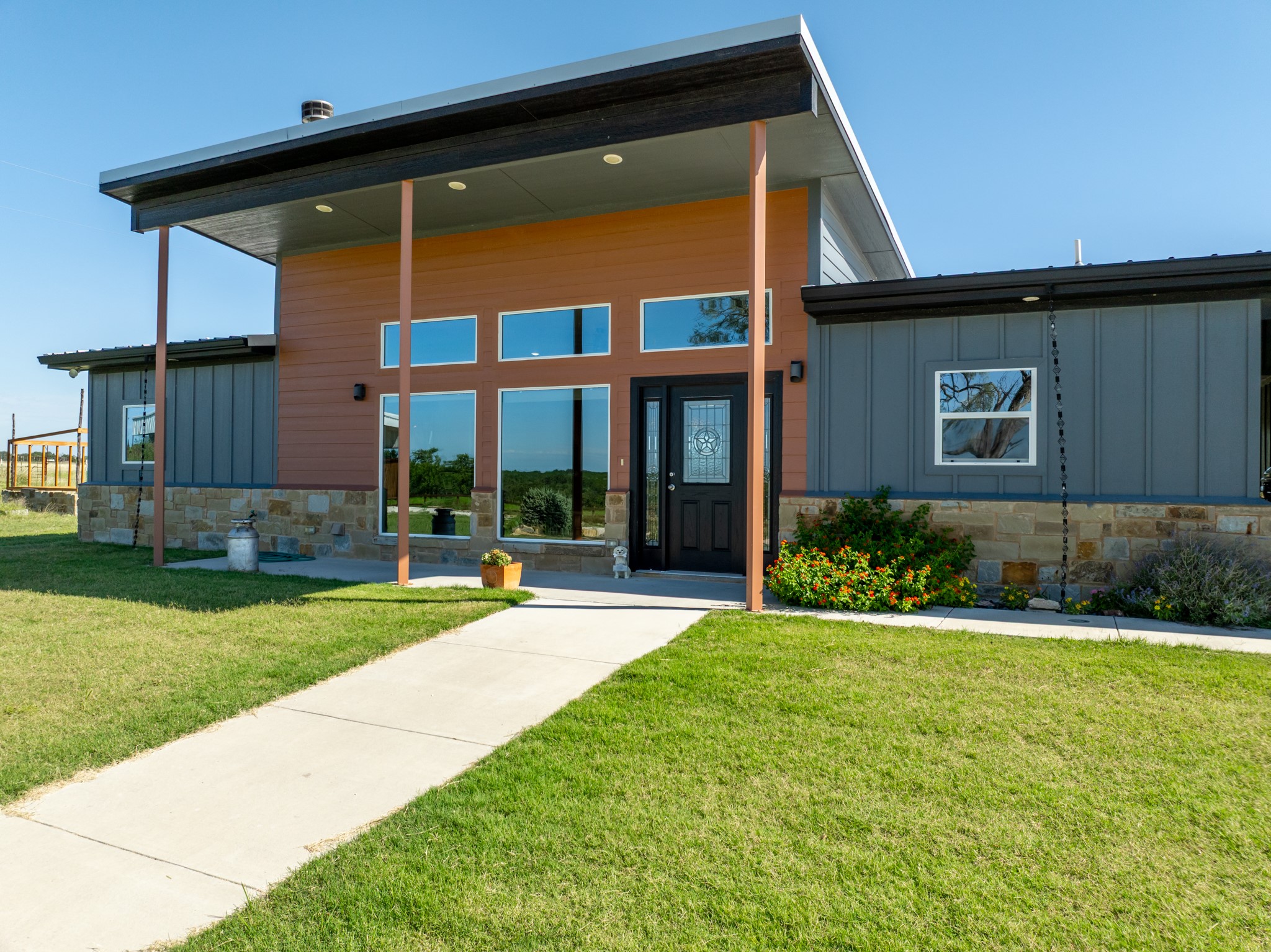 750 County Road 100 Purmela TX 76566