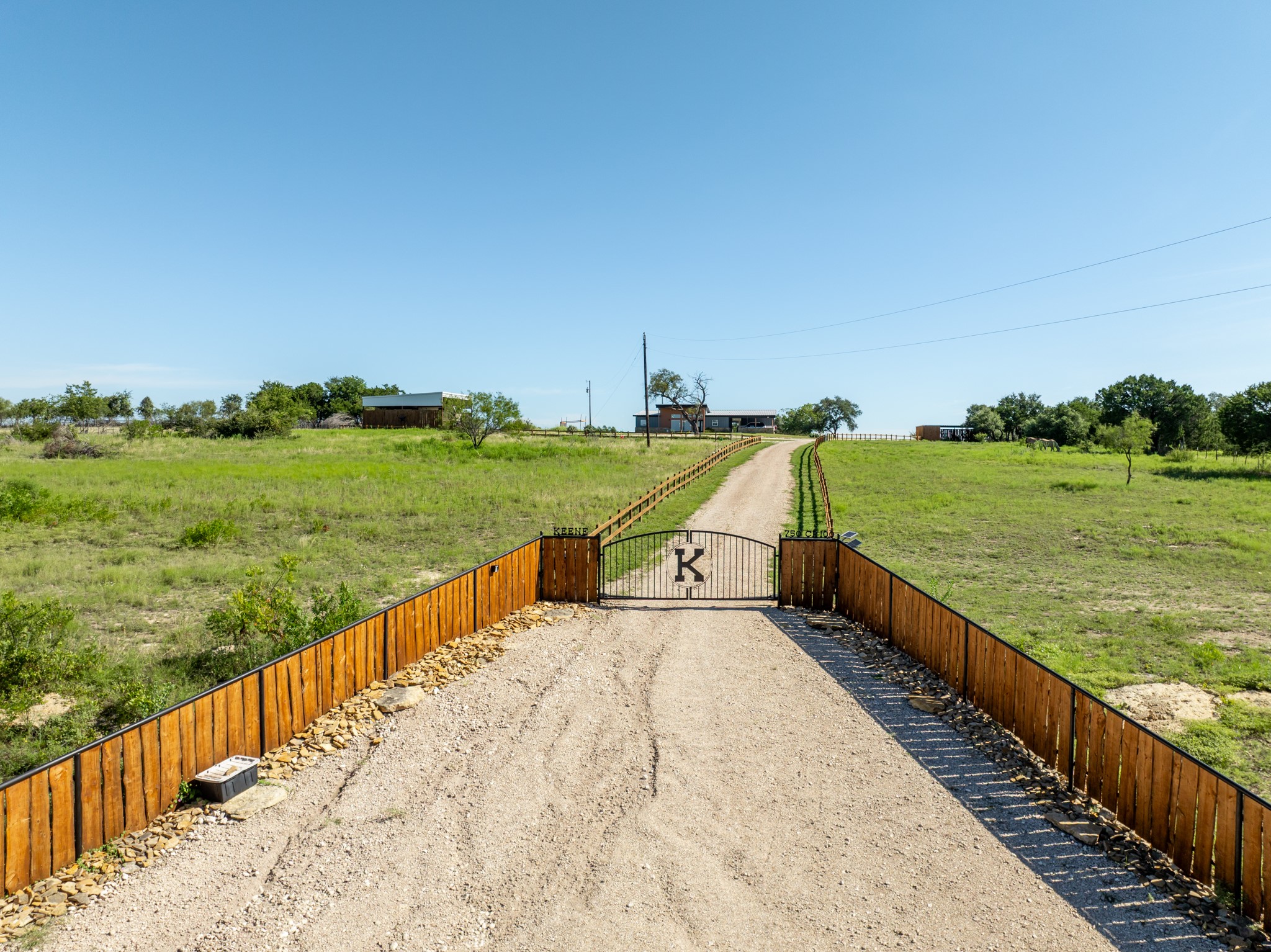750 County Road 100 Purmela TX 76566