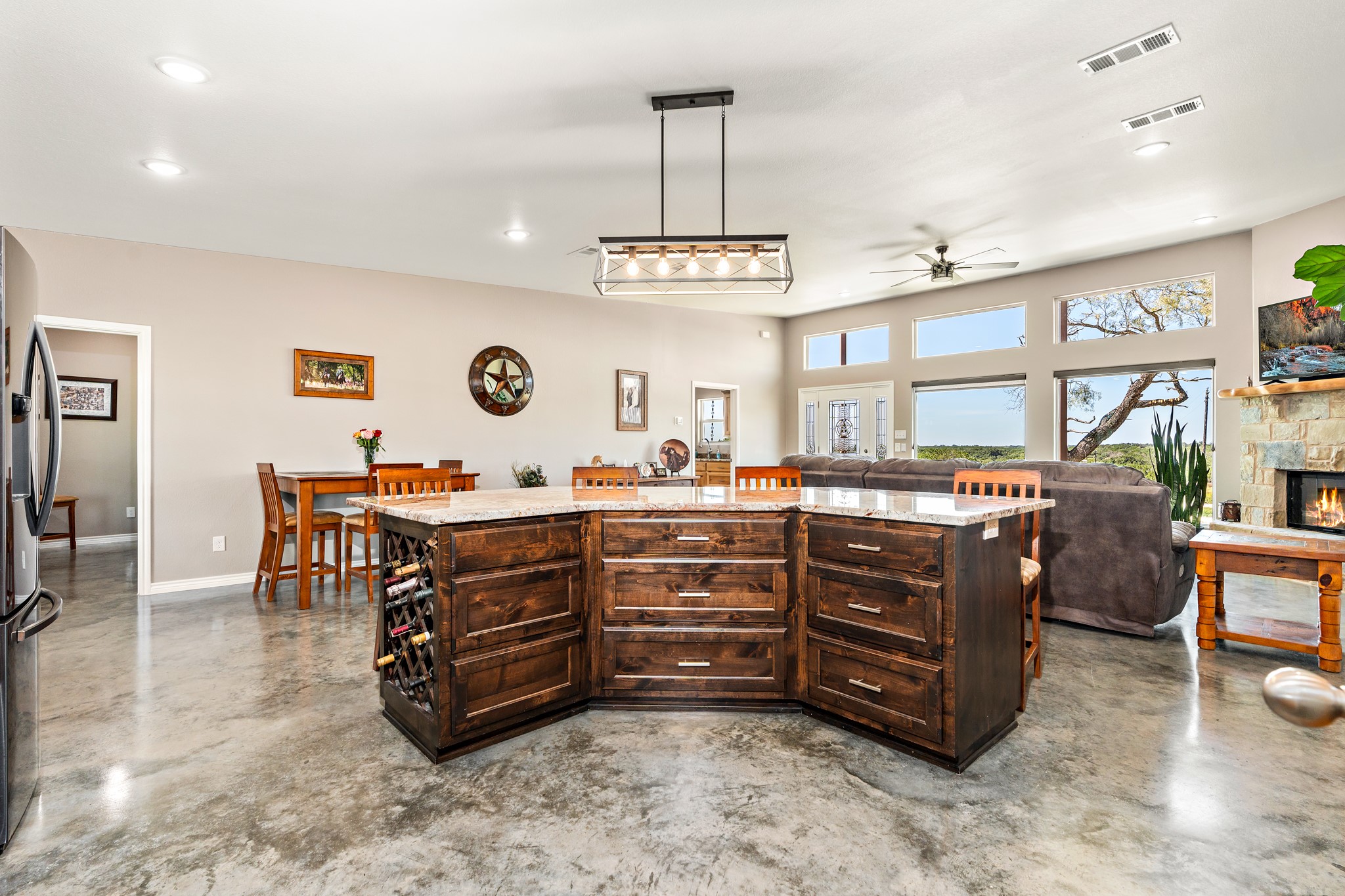 750 County Road 100 Purmela TX 76566