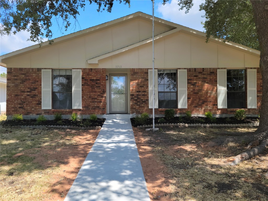 3713 Red Oak Drive Garland TX 75043