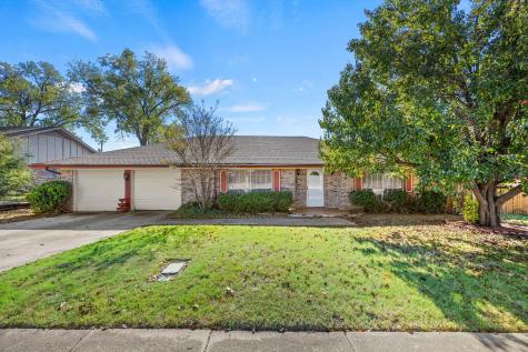 7258 Brentwood Stair Road Fort Worth TX 76112