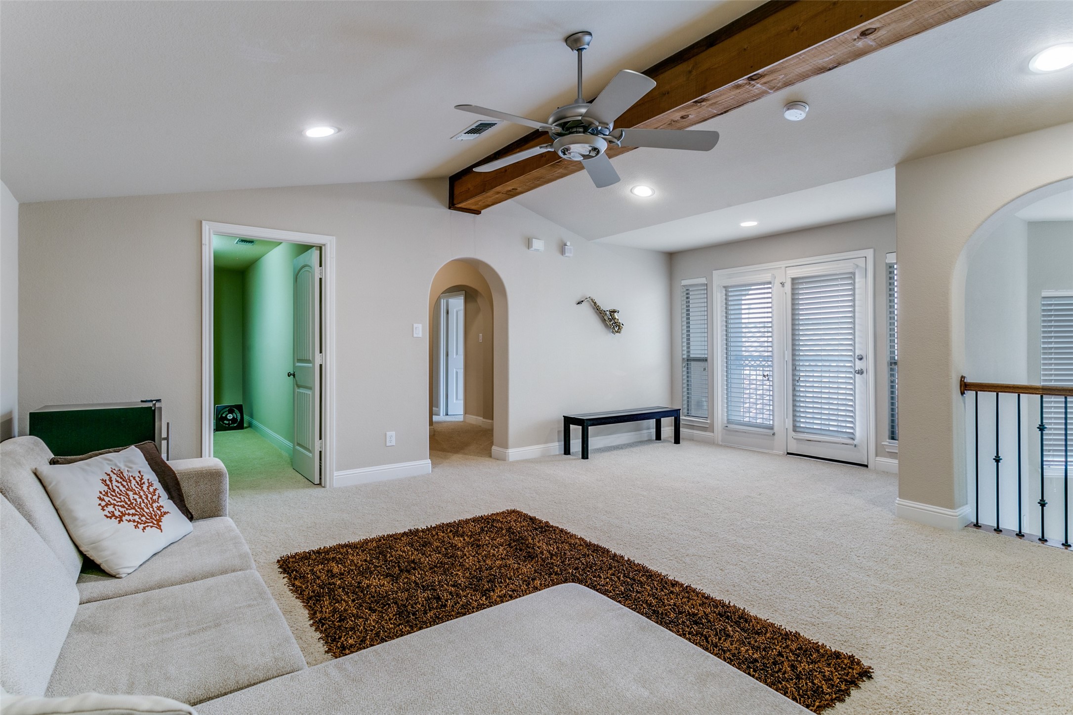 751 Laguna Irving TX 75039