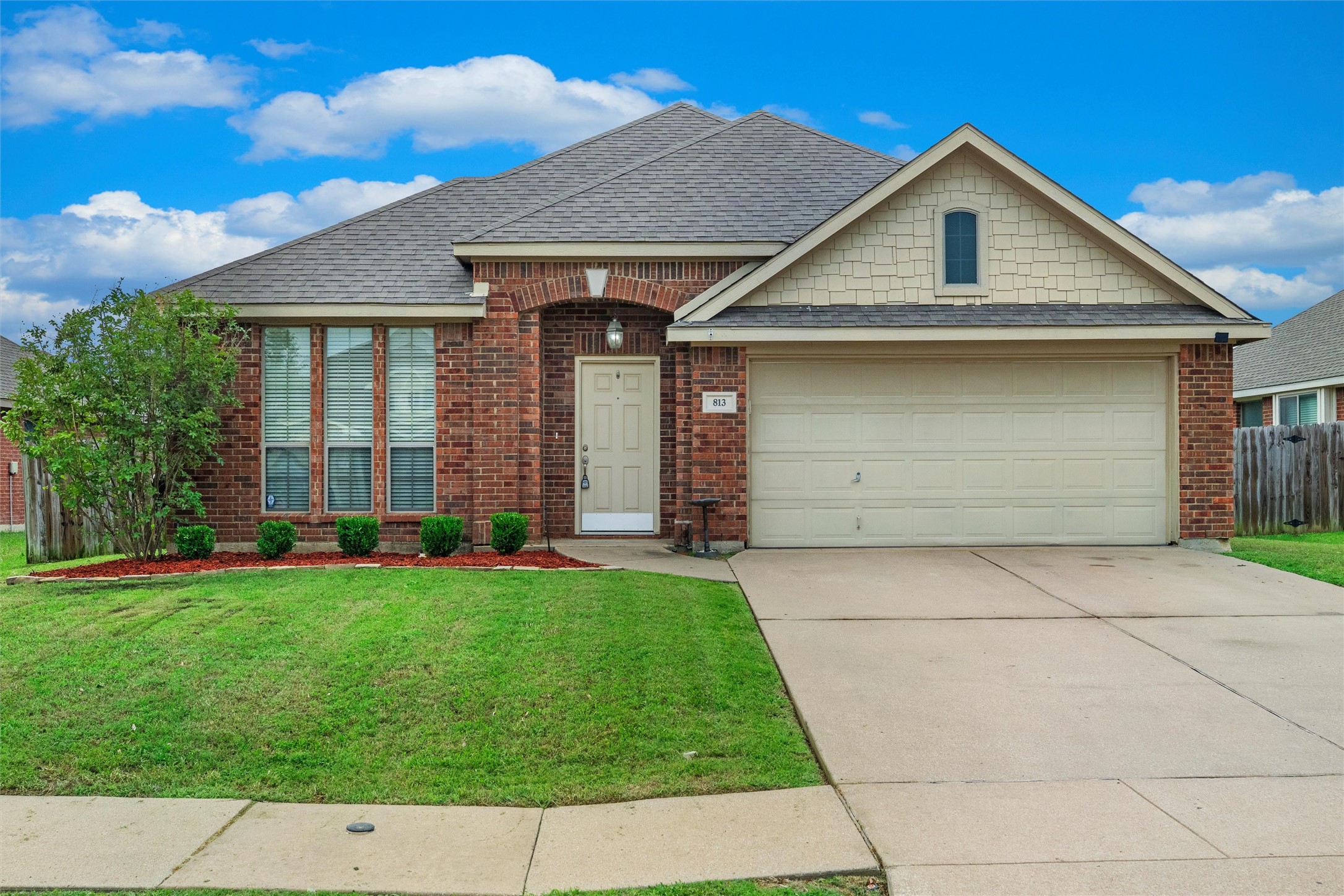 813 Cutting Horse Drive Mansfield TX 76063