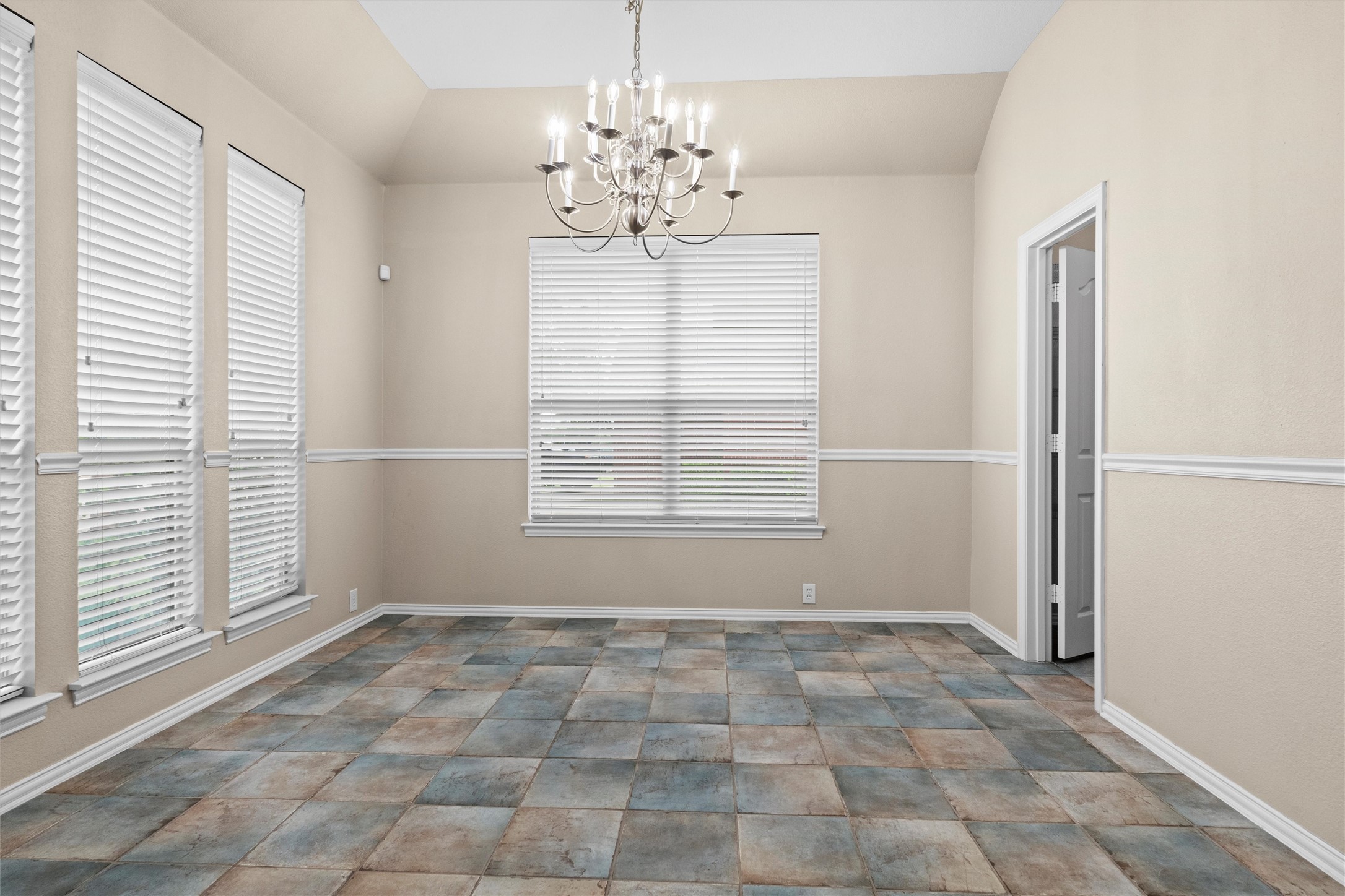 813 Cutting Horse Drive Mansfield TX 76063
