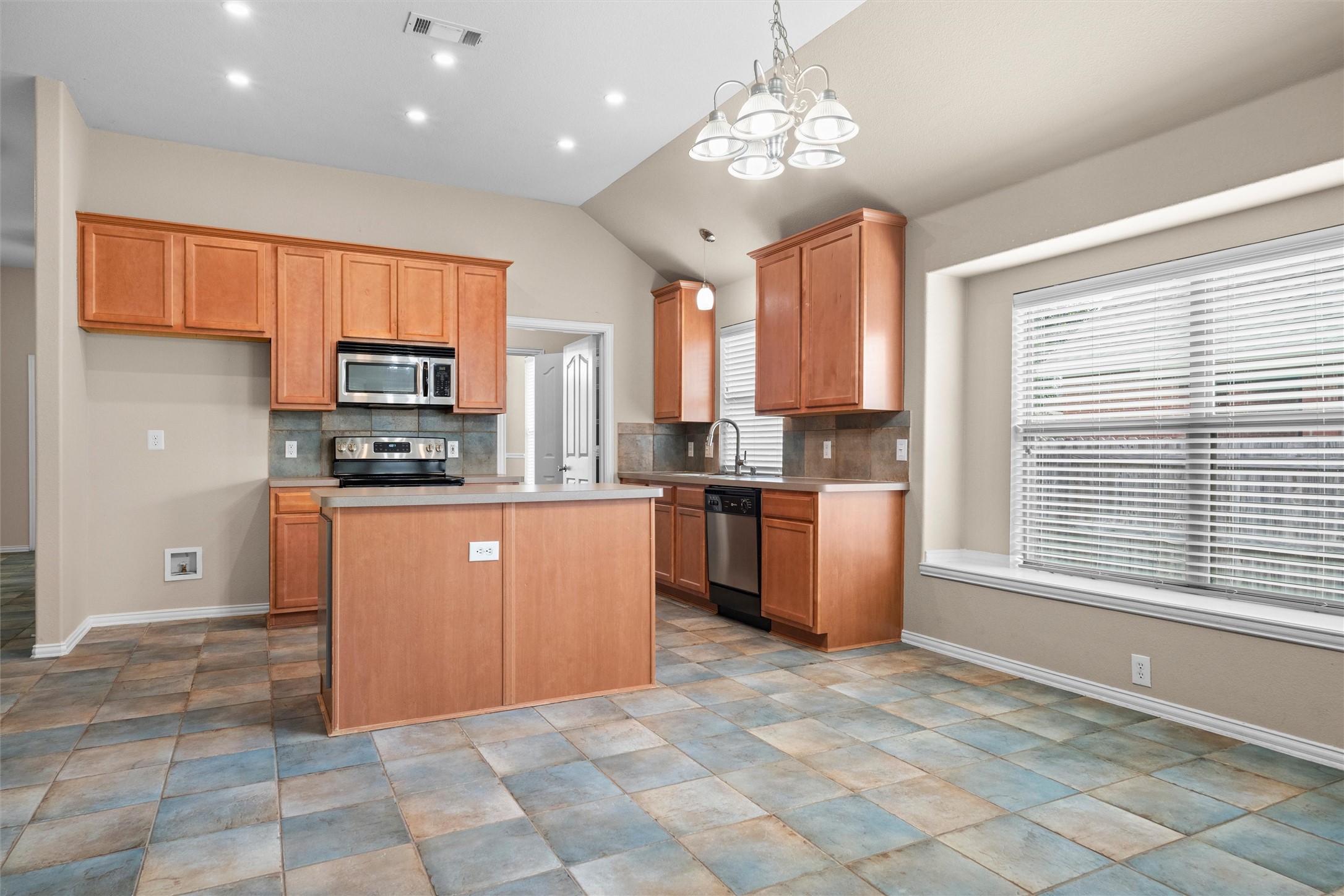 813 Cutting Horse Drive Mansfield TX 76063
