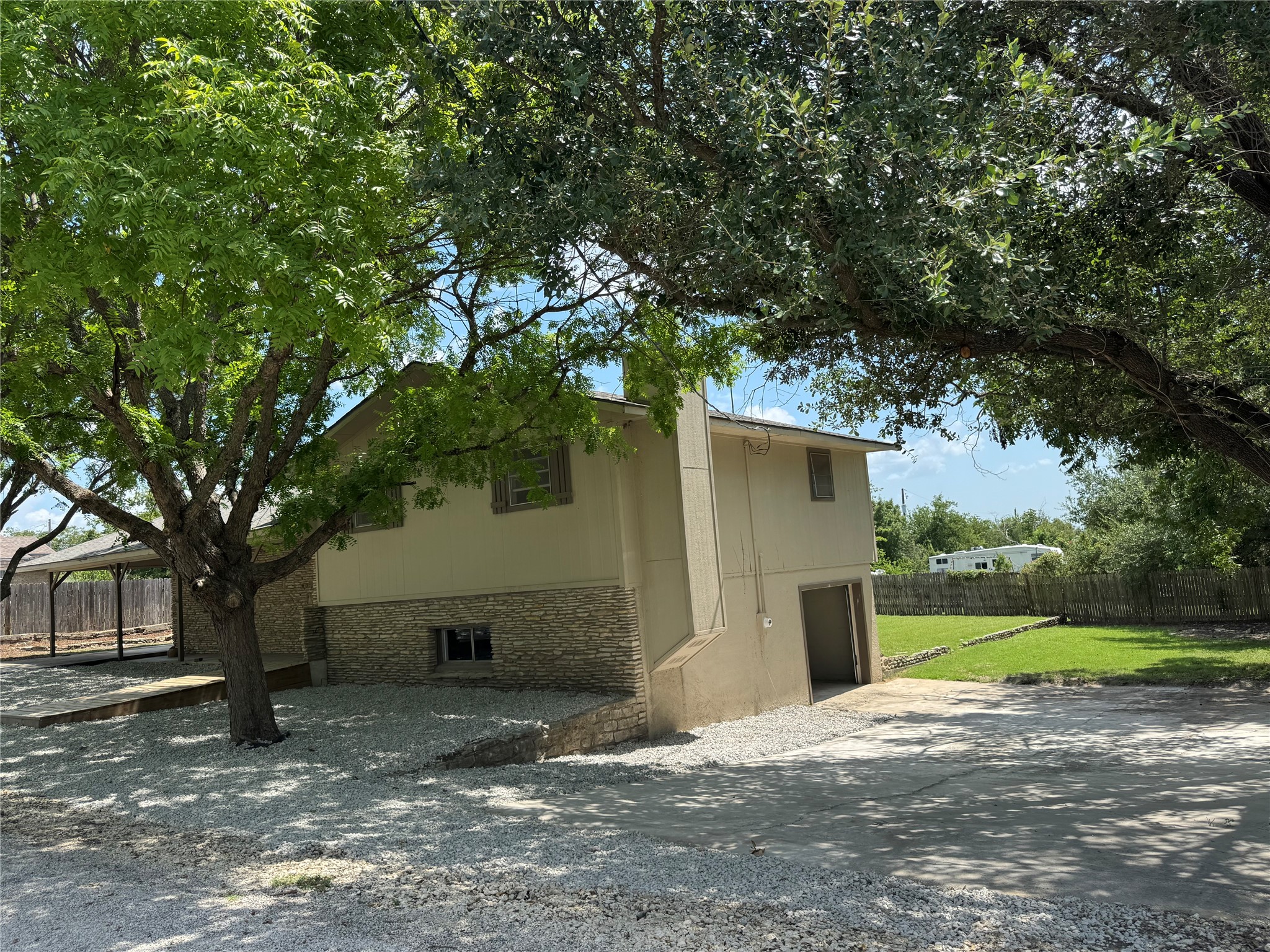 111 Lamar Hico TX 76457