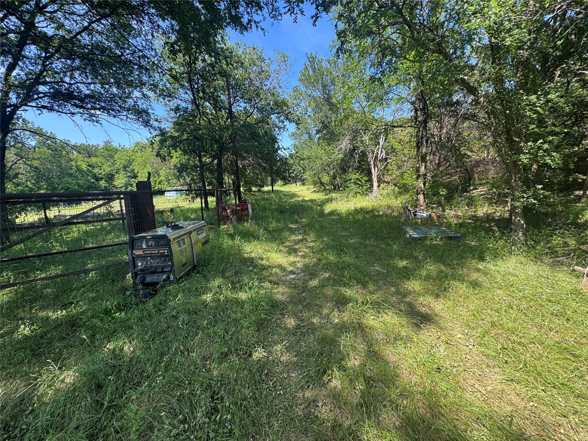 329 S Skyline Court Cresson TX 76035