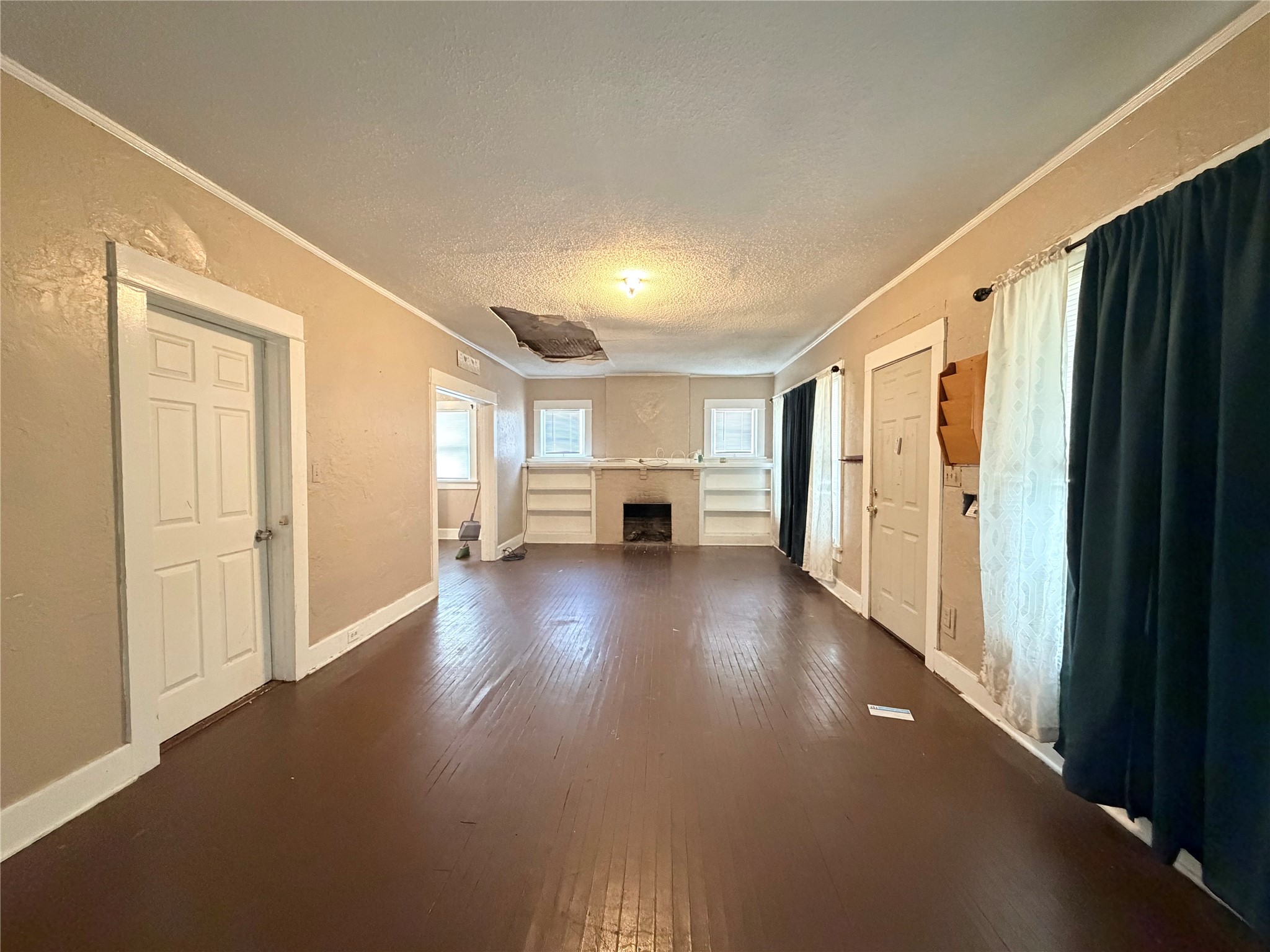 900 W Central Avenue Fort Worth TX 76164