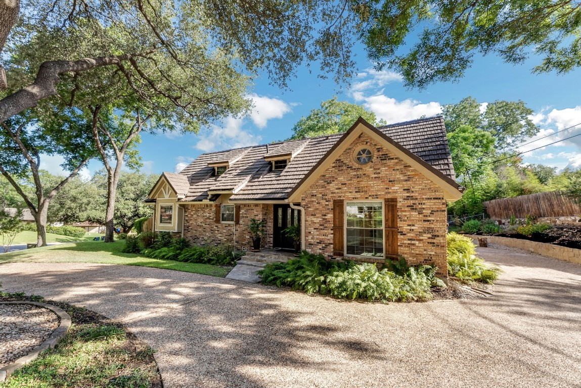 1813 Ems Road W Fort Worth TX 76116