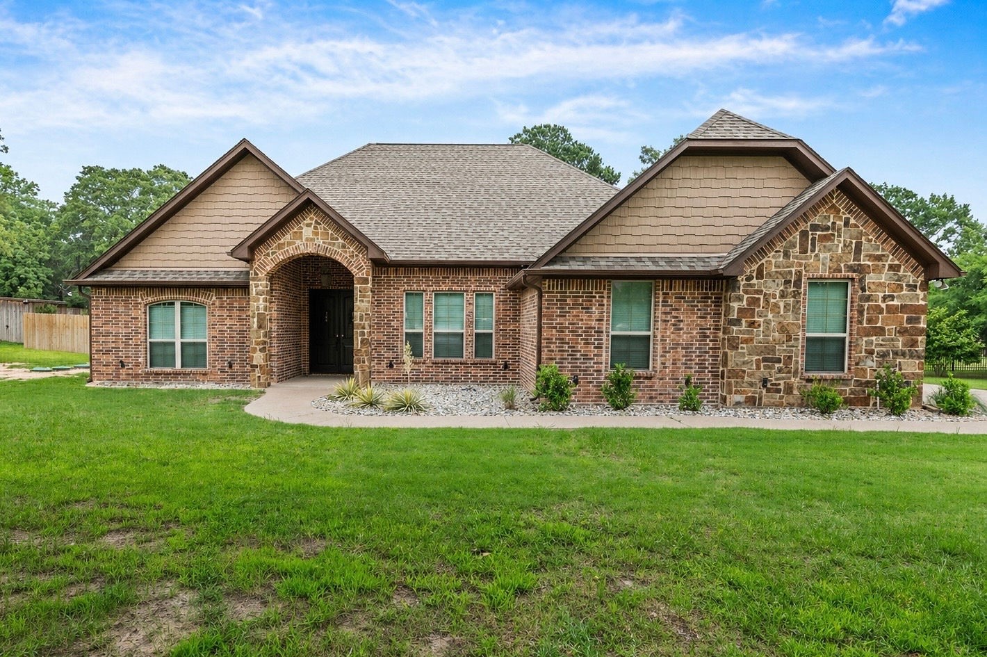 189 County Road 2321 Mineola TX 75773