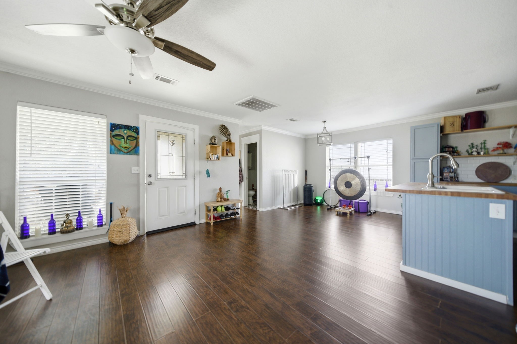 311 Guthrie Street Dallas TX 75224