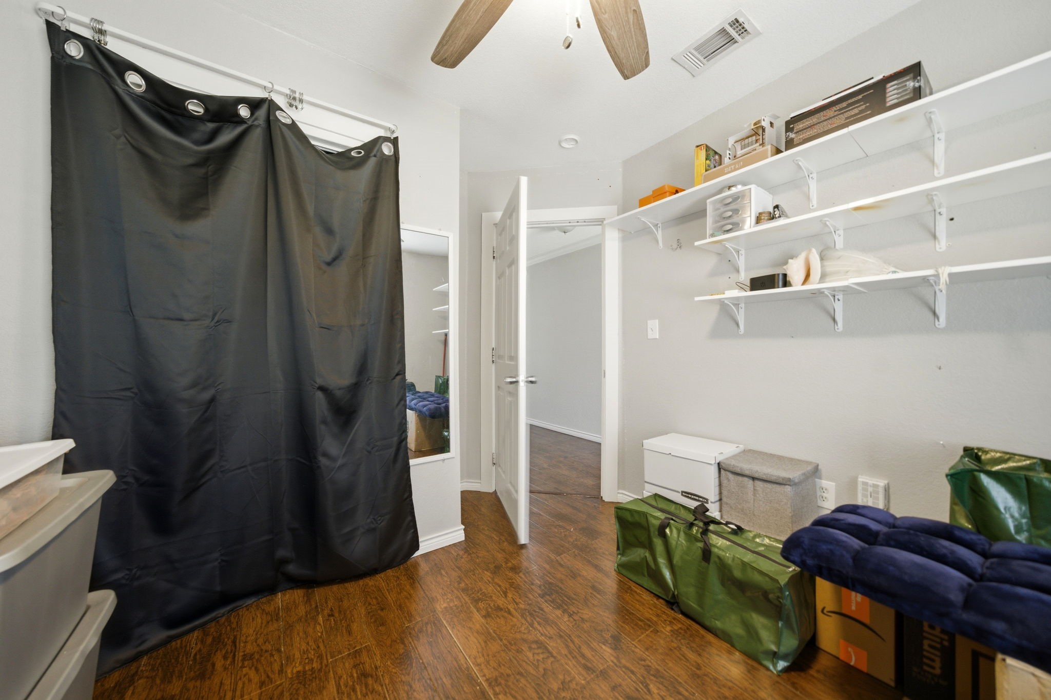 311 Guthrie Street Dallas TX 75224