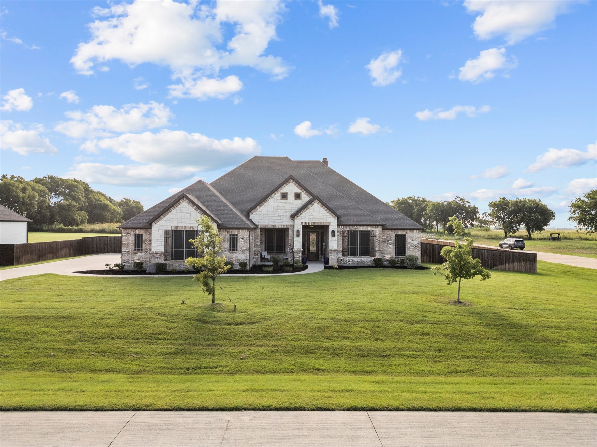 670 Horseshoe Meadows Drive Waxahachie TX 75167