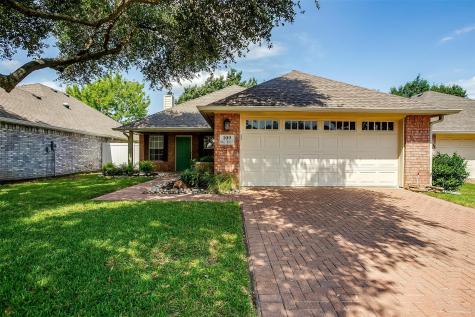 109 Royal Crest Court Red Oak TX 75154