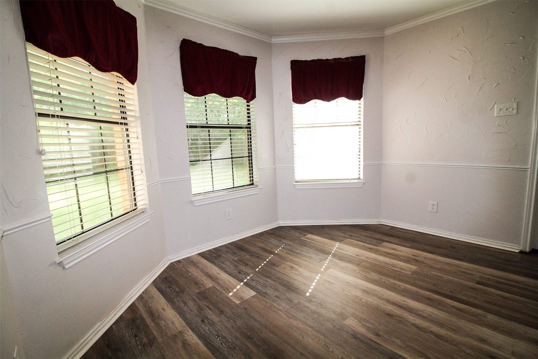 812 Mockingbird Street Bonham TX 75418