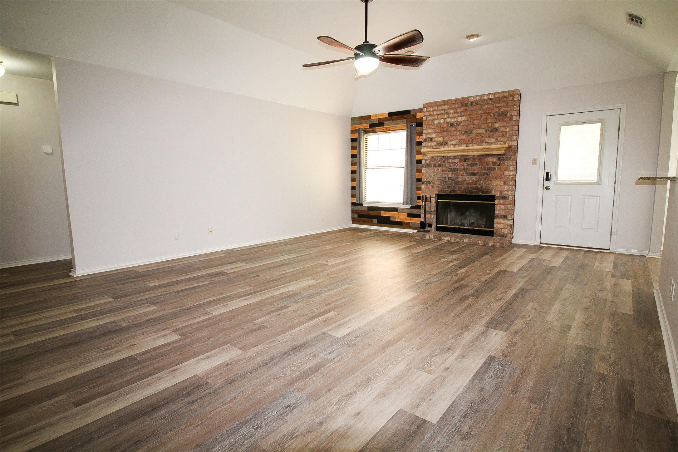 812 Mockingbird Street Bonham TX 75418