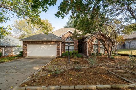 2944 Chris Lane Grapevine TX 76051