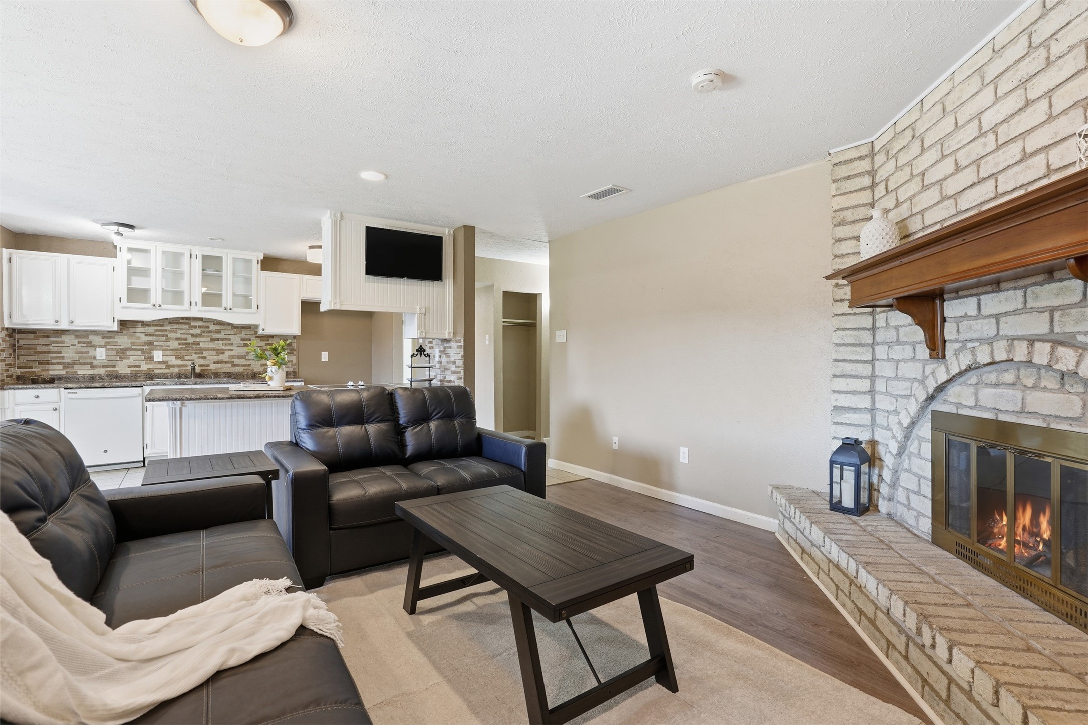 6520 Yarmouth Avenue North Richland Hills TX 76182
