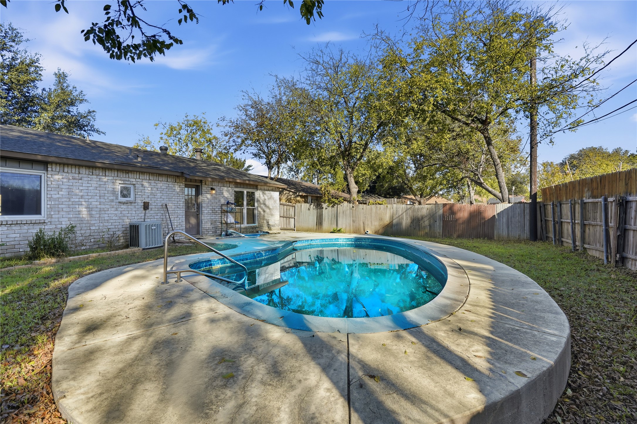 6520 Yarmouth Avenue North Richland Hills TX 76182