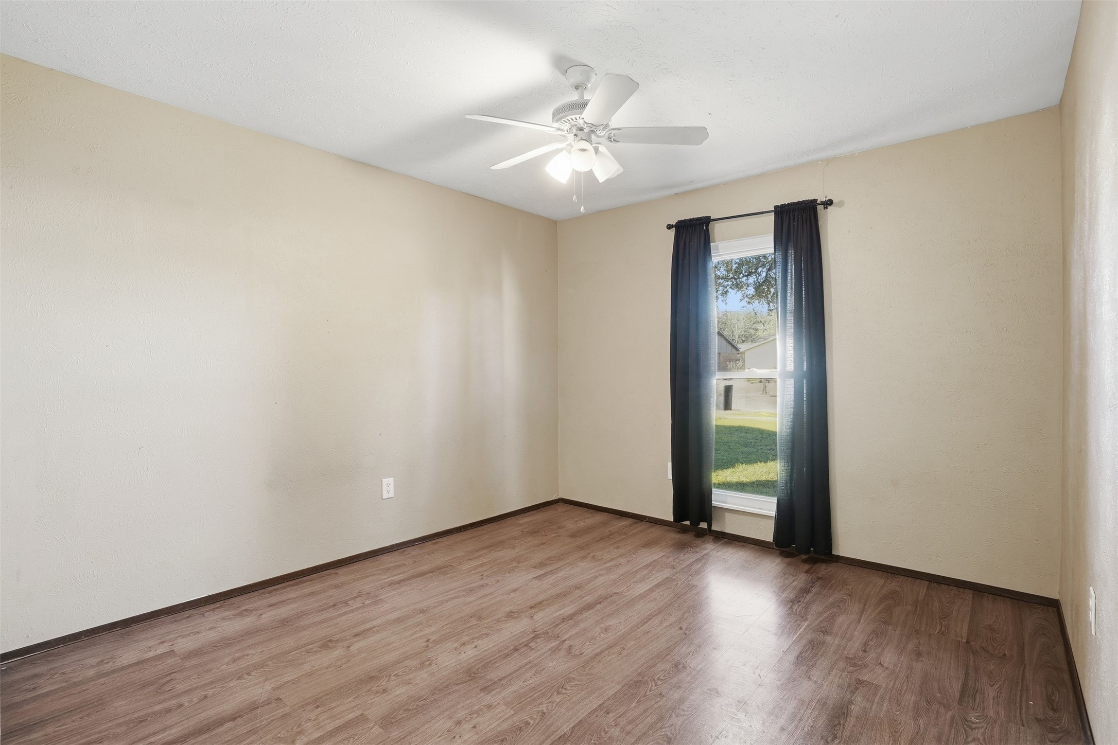 6520 Yarmouth Avenue North Richland Hills TX 76182