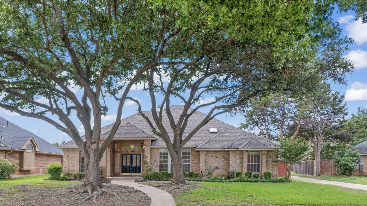 1420 Treeline Drive Desoto TX 75115