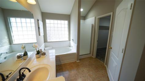 620 Azalea Glenn Heights TX 75154